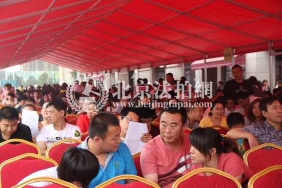 万人抢房重现，购房者非理性吗?非也