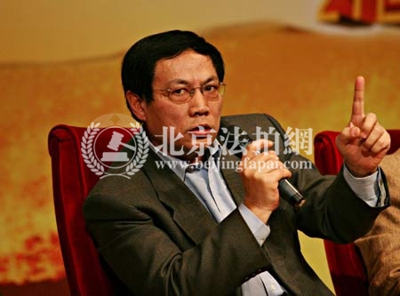 任志强：放开调控房地产也不会崩盘